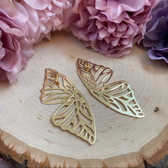 Stunning Boho Oversized Butterfly Wing Earrings - Picture 14 of 16